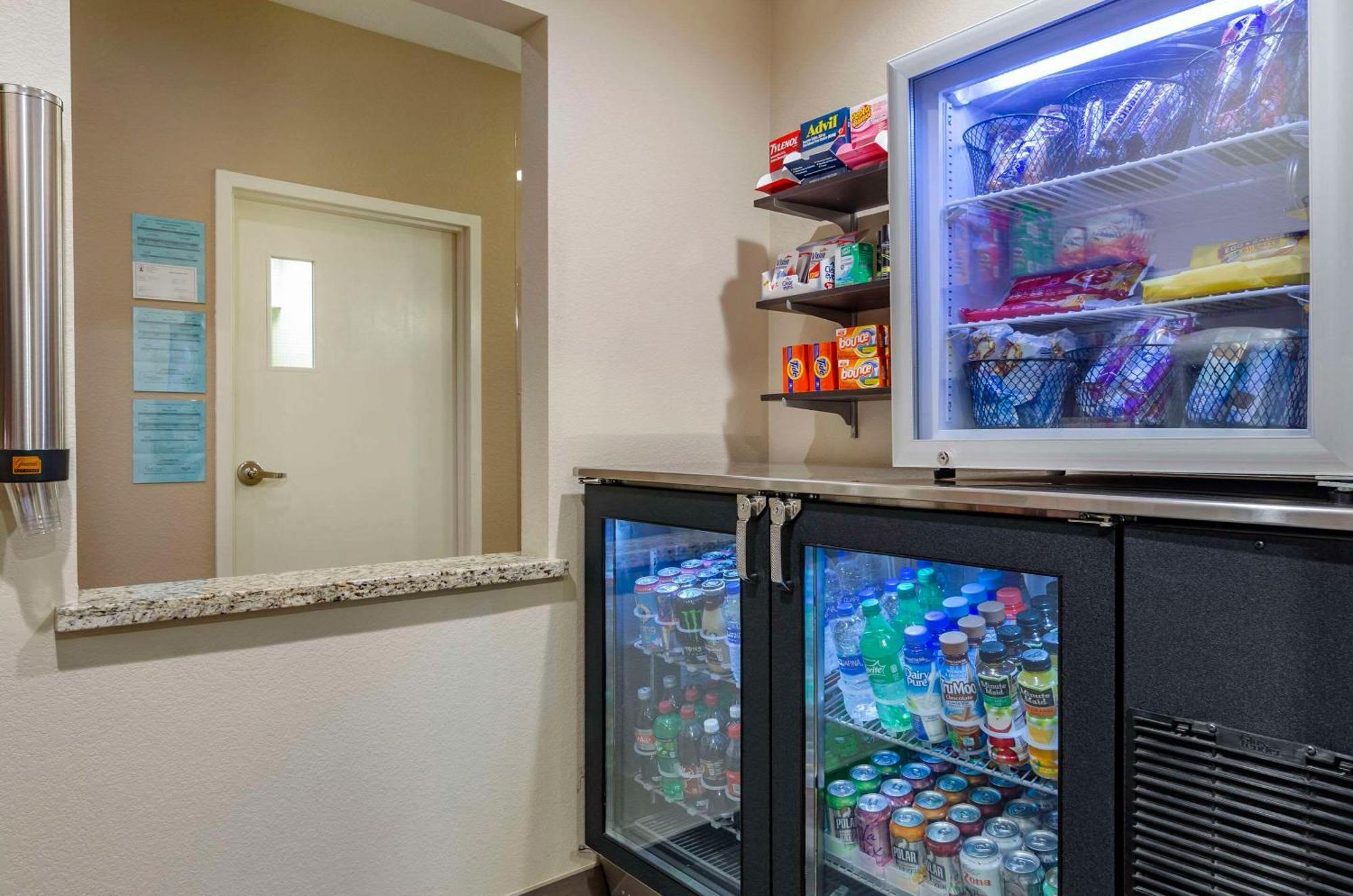 Comfort Suites Helena Airport Экстерьер фото