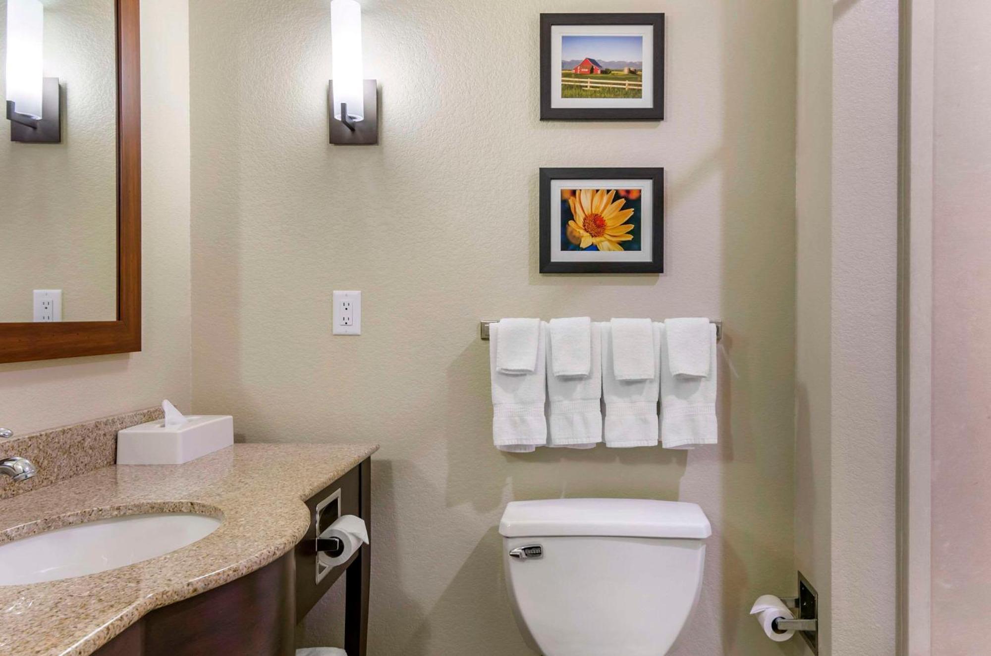 Comfort Suites Helena Airport Экстерьер фото
