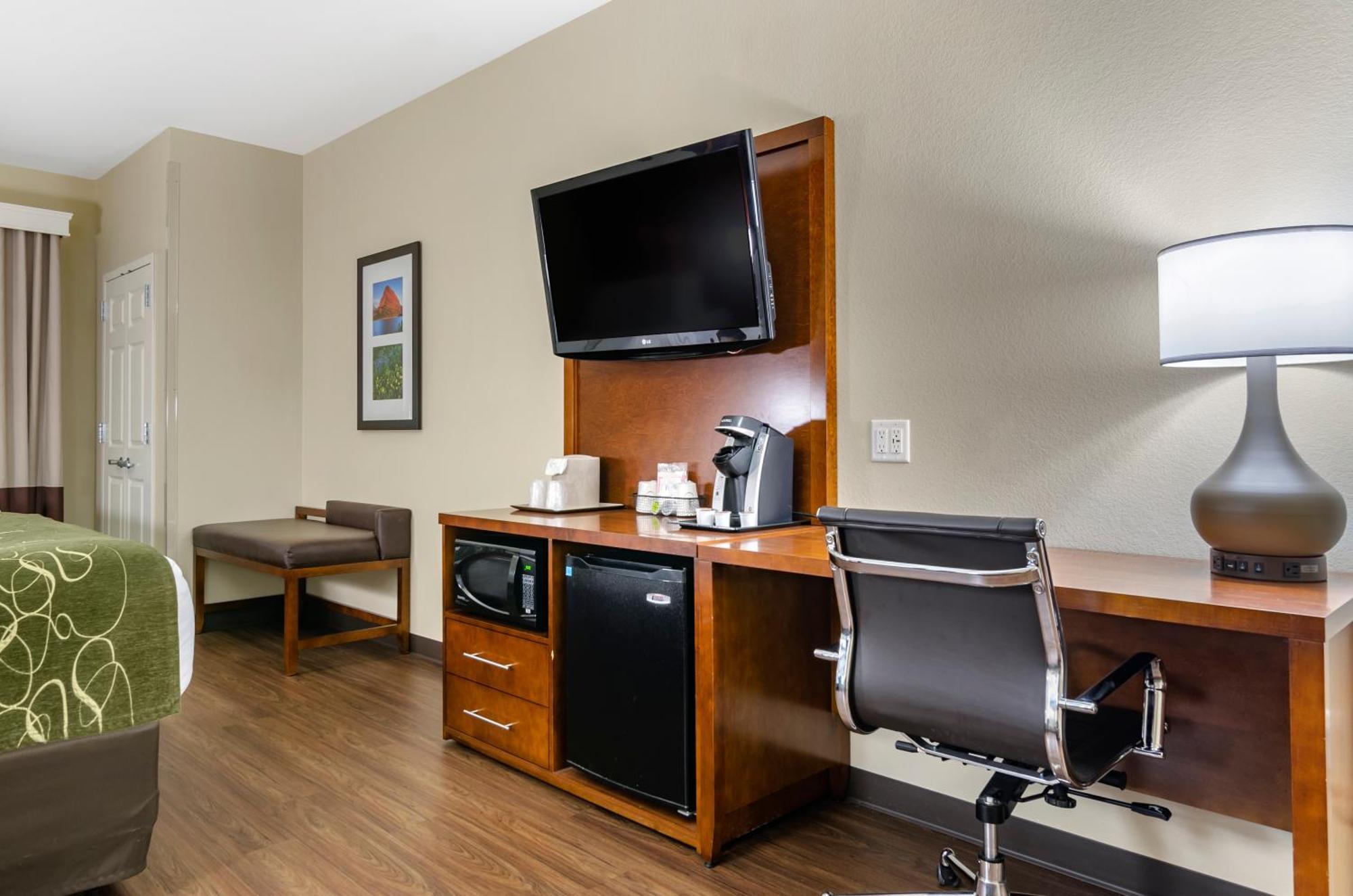 Comfort Suites Helena Airport Экстерьер фото